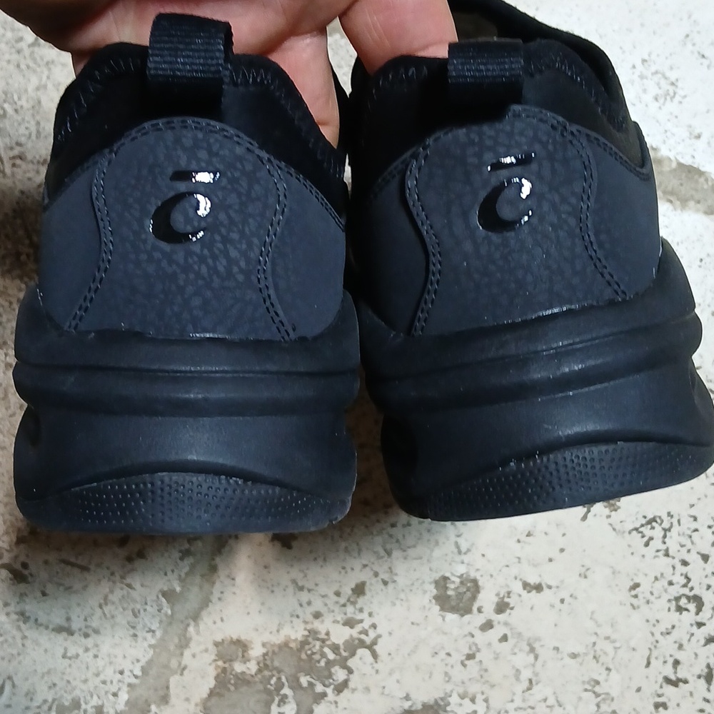 Clove Black Classic Collection Size 8 Men's 9.5 Women's - Picture 5 of 8